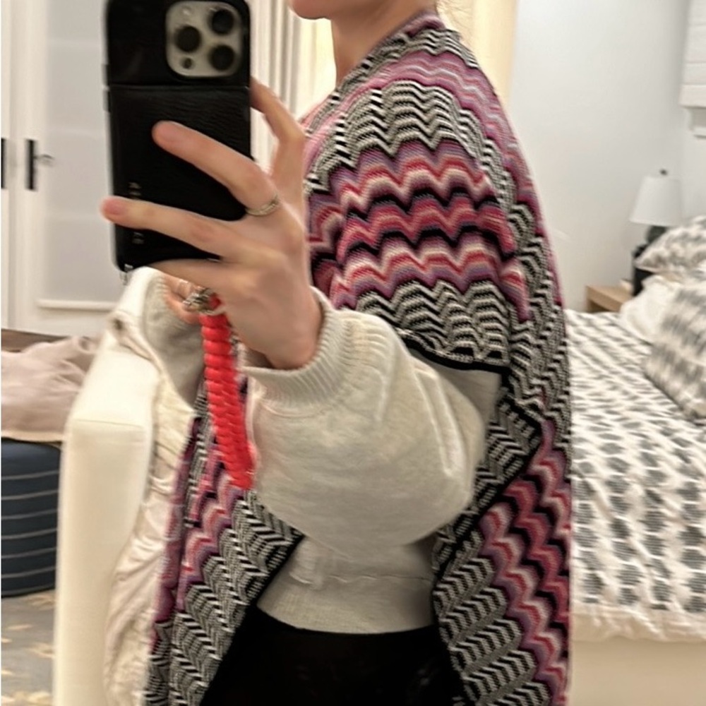 Missoni poncho - Picture 4 of 5